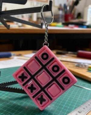 Tic-tac-toe Keychain